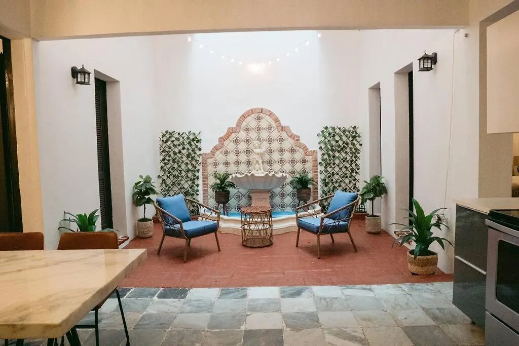 Art Inspired Apt Besides Governors Mansion In Osj - Fort Apt 11 Apartment San Juan Puerto Rico