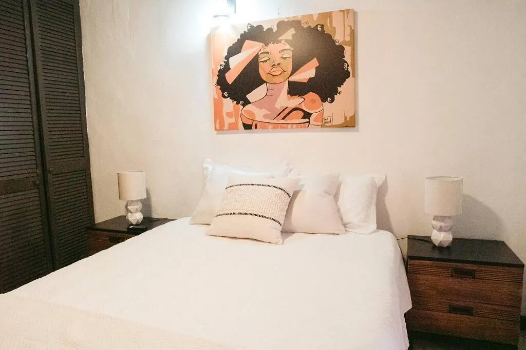 Art Inspired Apt Besides Governors Mansion In Osj - Fort Apt 11 Apartment San Juan
